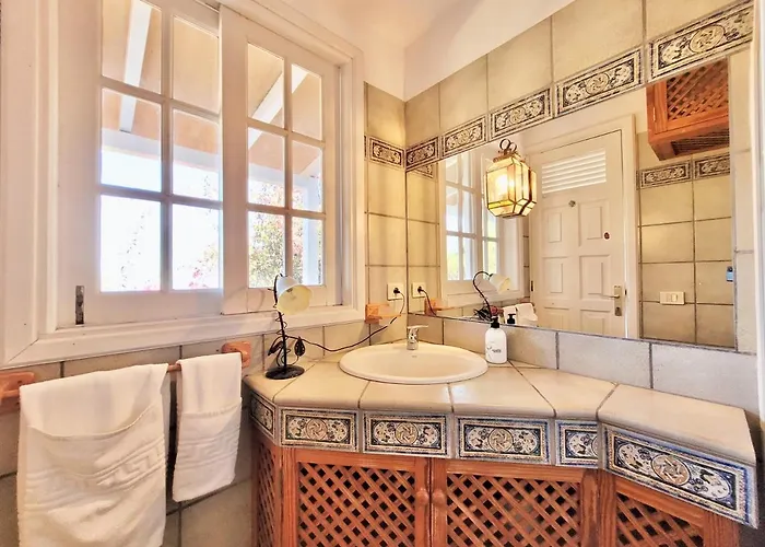 Another Day In Paradise * サンタ・ウルスラ