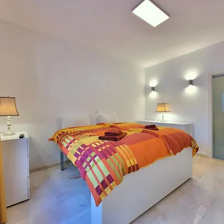 Another Day In Paradise Apartament *