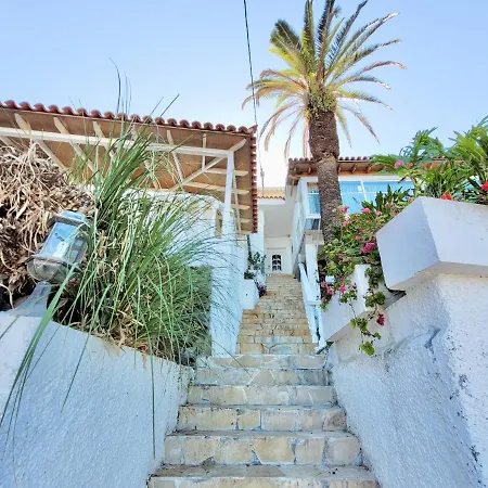 Another Day In Paradise * サンタ・ウルスラ