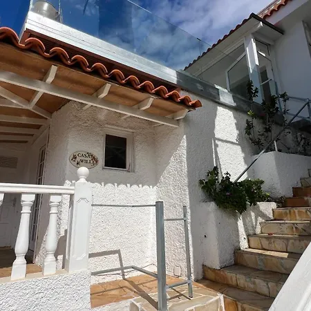 アパート Another Day In Paradise *